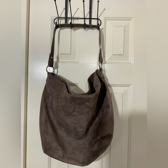 Old Navy Vegan Suede Shoulder Hobo Bag - Picture 2 of 3